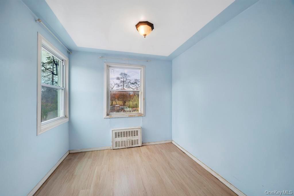 Single Family Winthrop Nassau County, NY 11553, MLS-938716-27