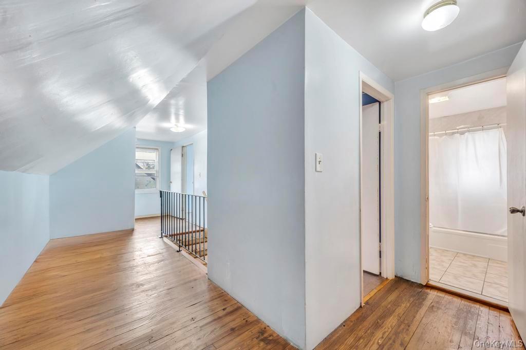 Single Family Winthrop Nassau County, NY 11553, MLS-938716-29