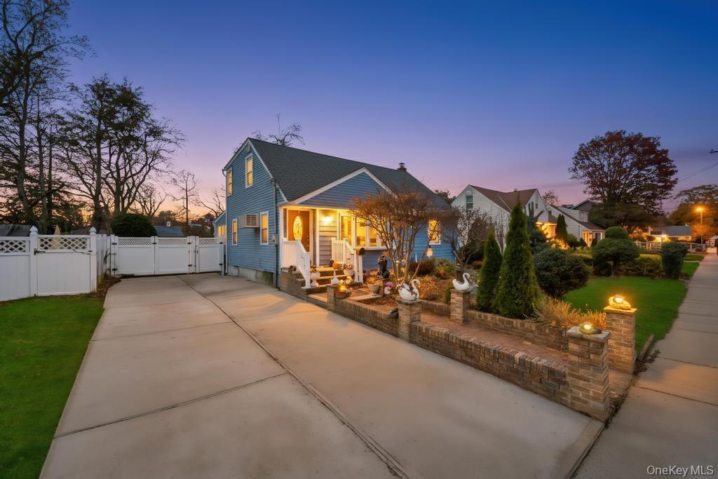 Single Family Winthrop Nassau County, NY 11553, MLS-938716-3