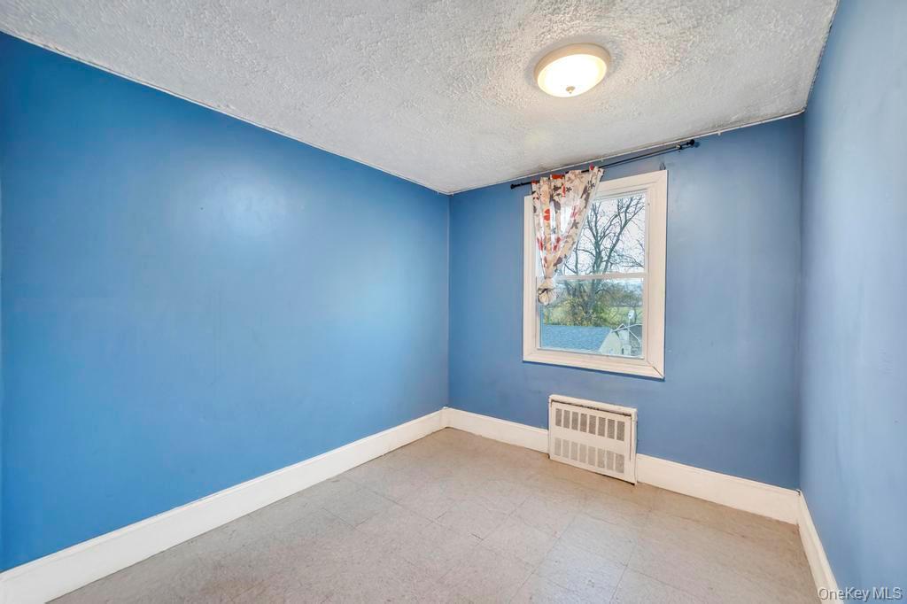 Single Family Winthrop Nassau County, NY 11553, MLS-938716-30