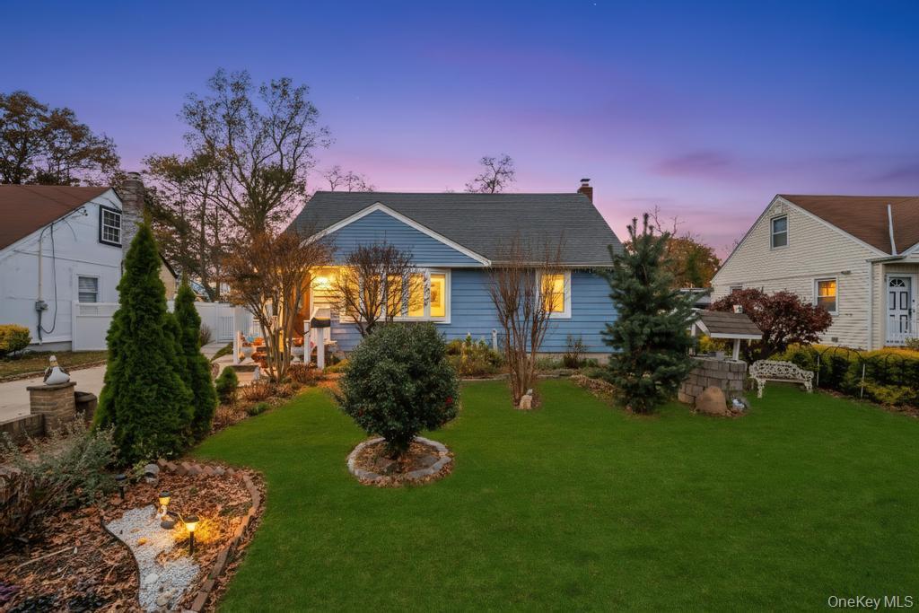 Single Family Winthrop Nassau County, NY 11553, MLS-938716-4