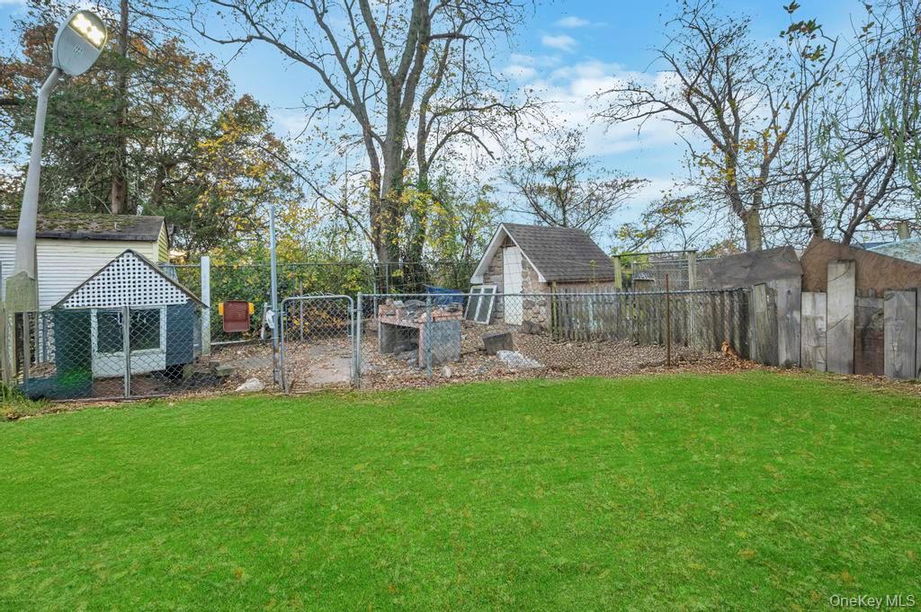 Single Family Winthrop Nassau County, NY 11553, MLS-938716-6