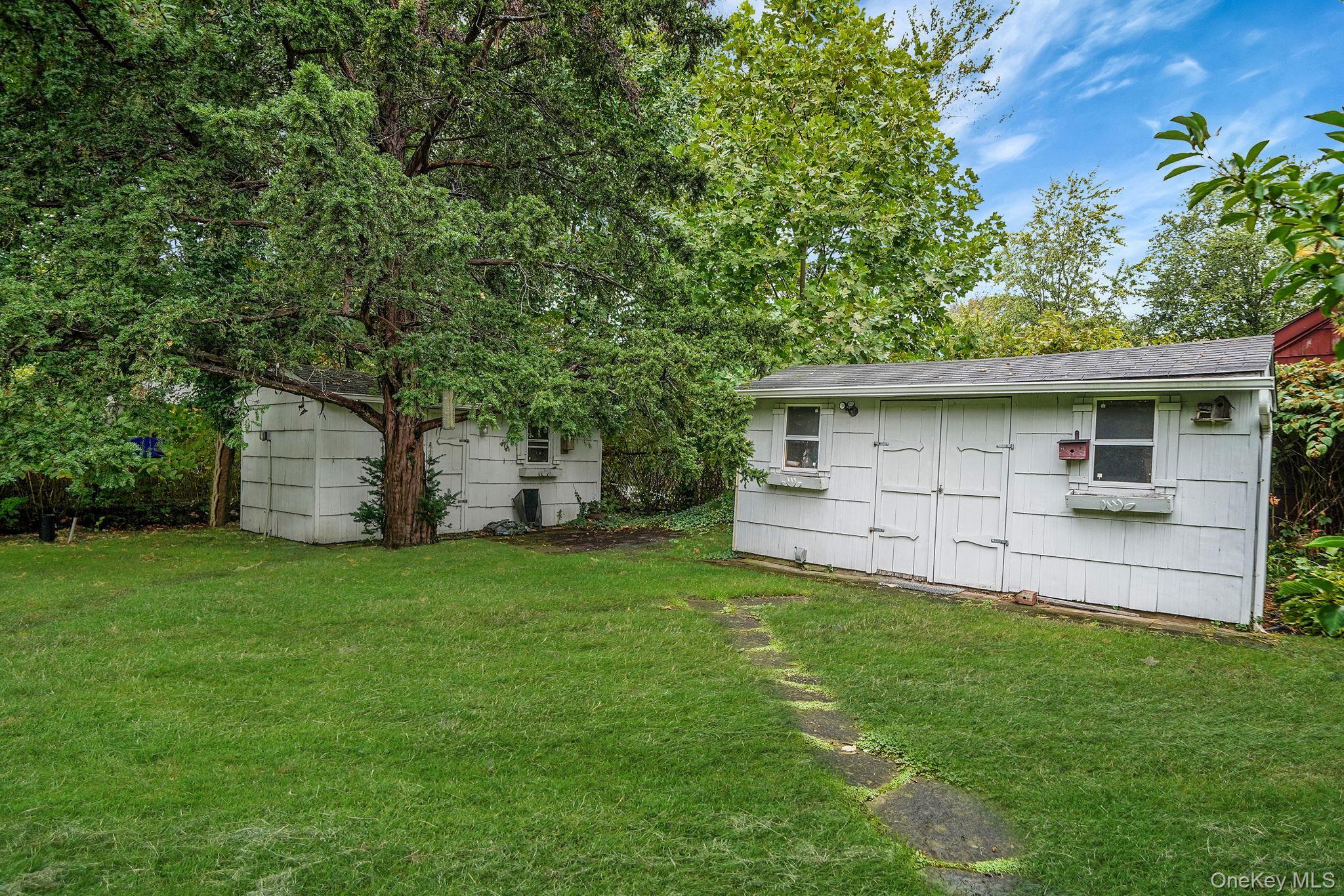 Single Family Park Suffolk County, NY 11743, MLS-938729-21