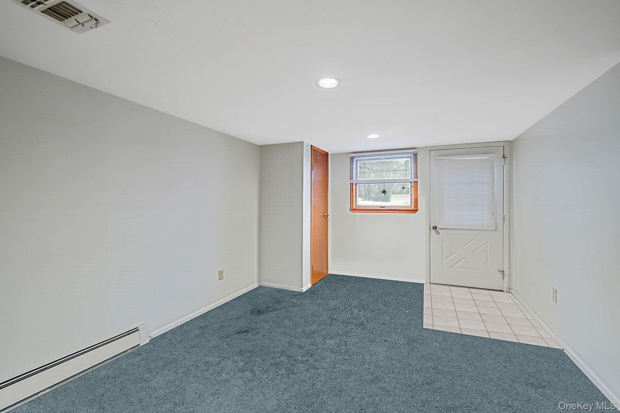 Single Family Cabin  Suffolk County, NY 11733, MLS-938730-12