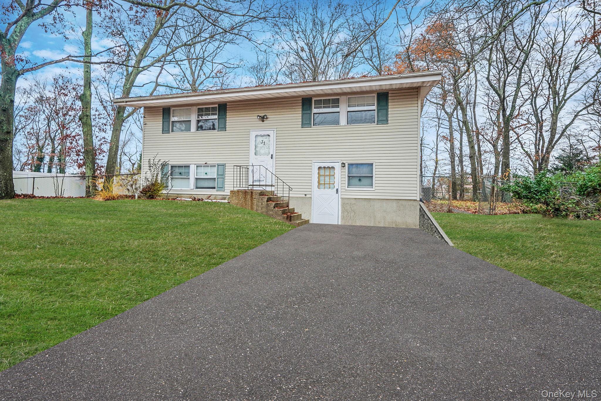 Single Family Cabin  Suffolk County, NY 11733, MLS-938730-2
