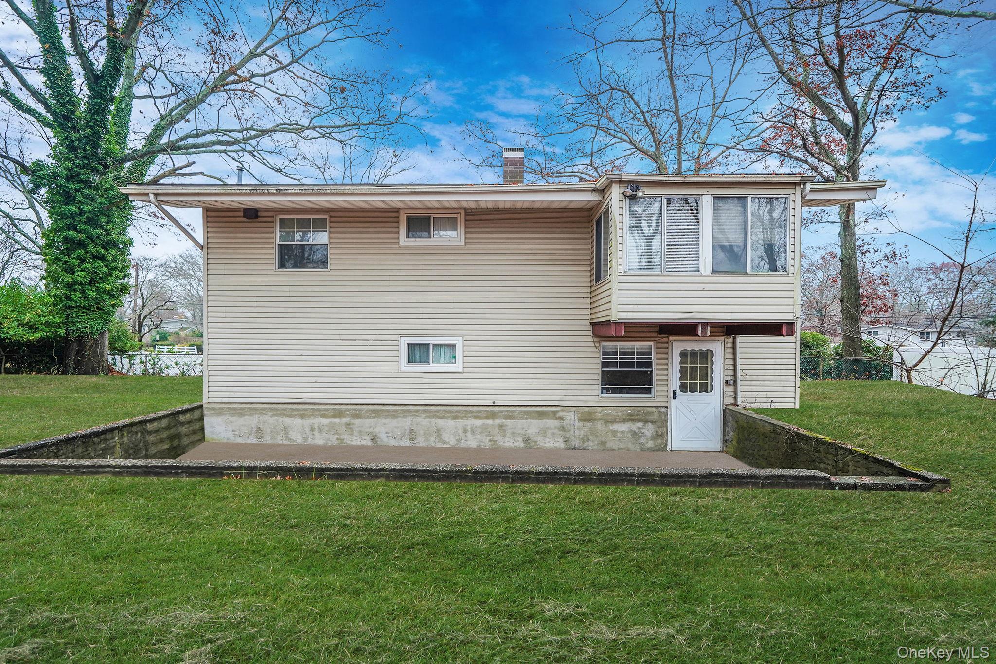 Single Family Cabin  Suffolk County, NY 11733, MLS-938730-23