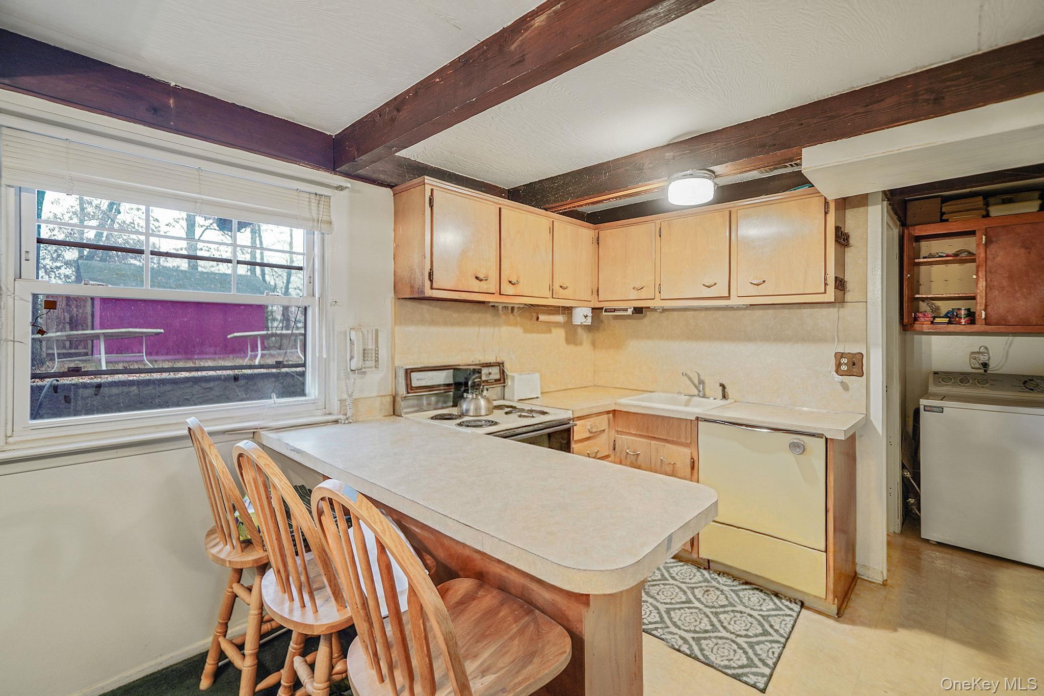 Single Family Cabin  Suffolk County, NY 11733, MLS-938730-4