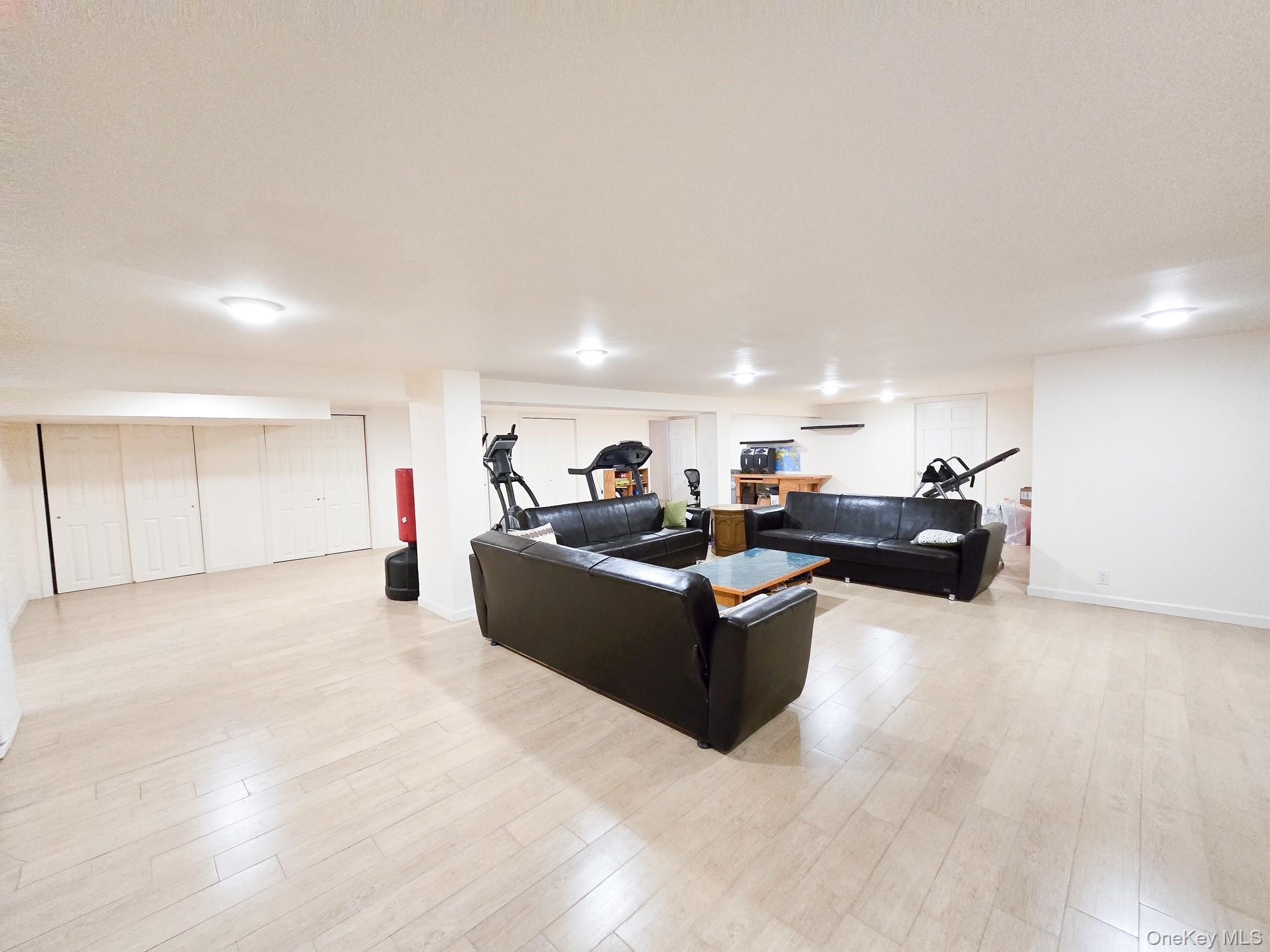 Single Family 155  Queens, NY 11354, MLS-938758-32