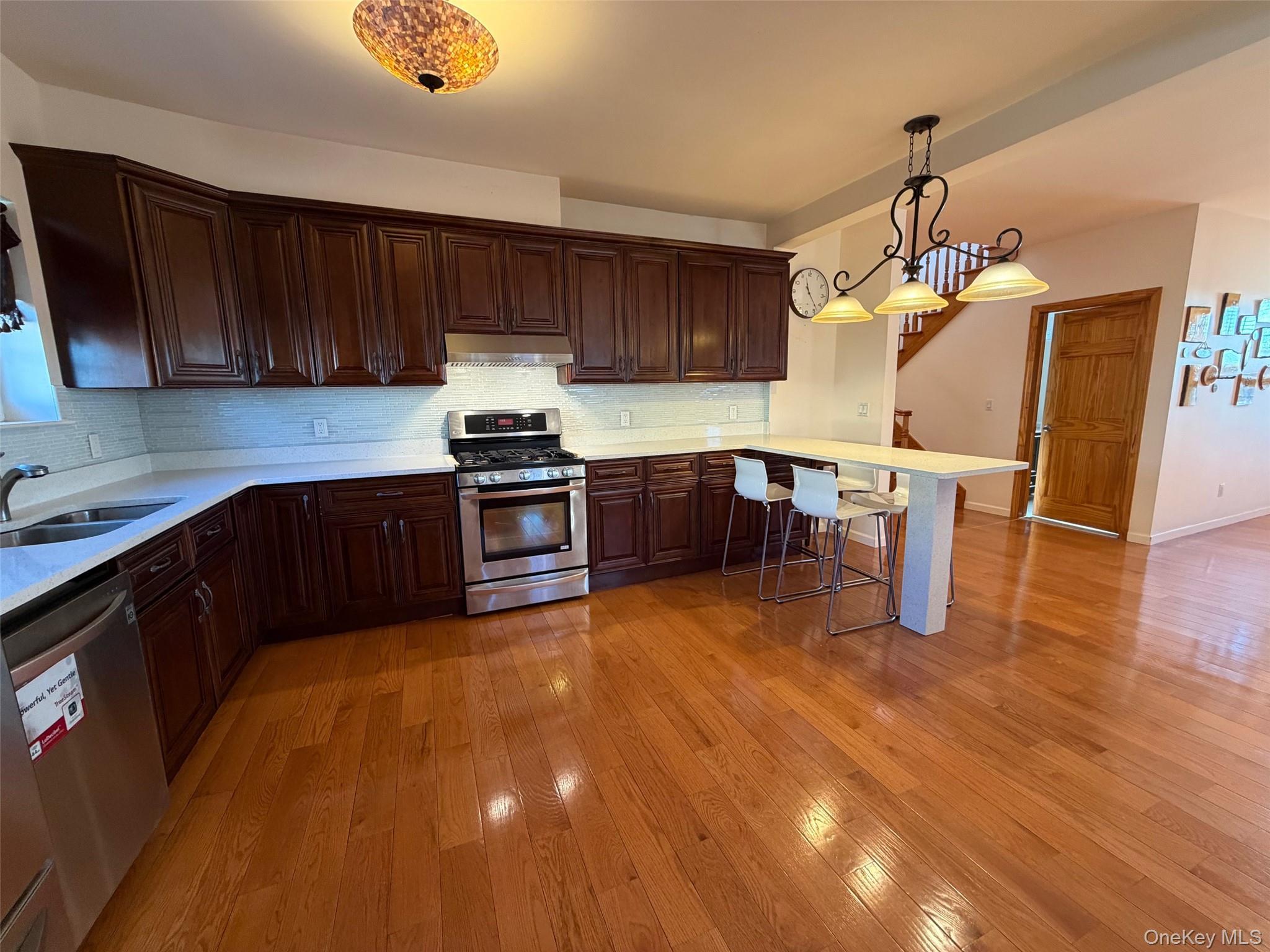 Single Family 155  Queens, NY 11354, MLS-938758-9