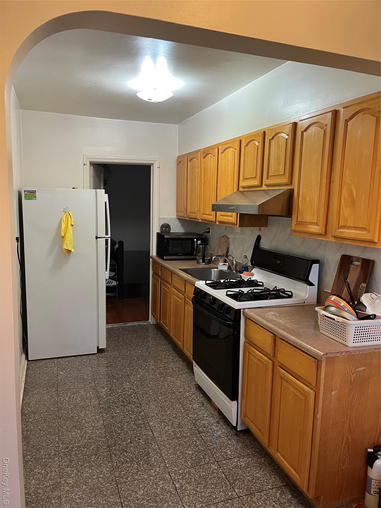 Single Family 59  Queens, NY 11355, MLS-938764-3