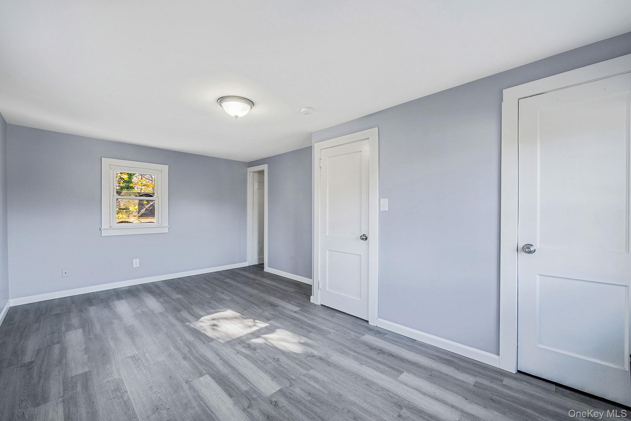 Single Family Lynbrook  Suffolk County, NY 11789, MLS-938766-28