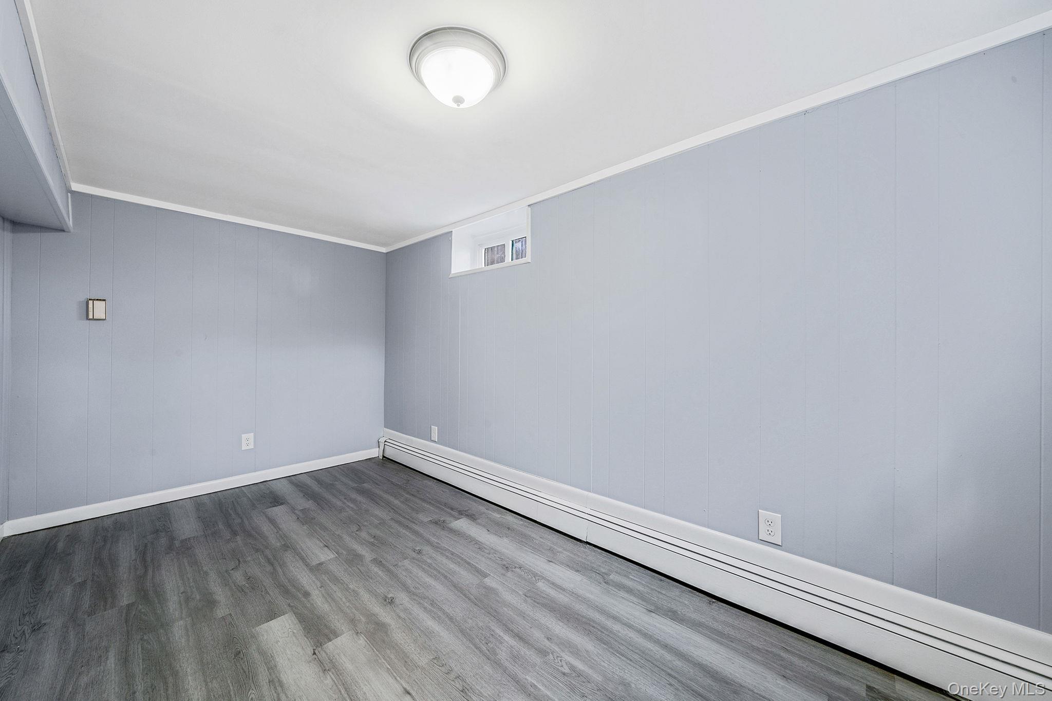 Single Family Lynbrook  Suffolk County, NY 11789, MLS-938766-31