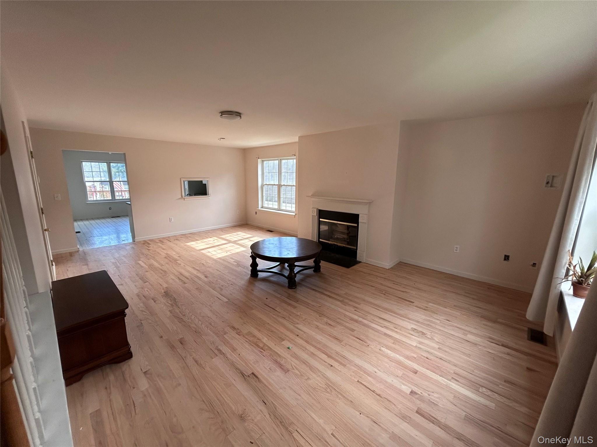 Single Family Kings  Dutchess County, NY 12564, MLS-938784-13