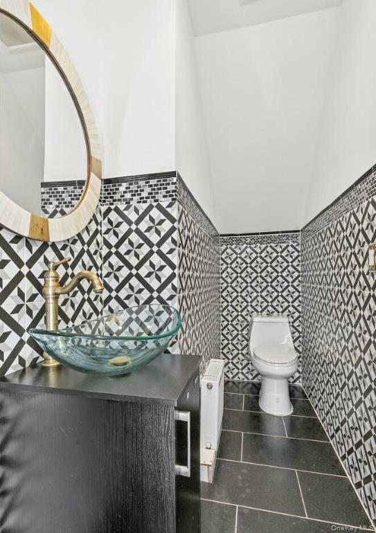 Single Family Clifton  Brooklyn, NY 11216, MLS-938797-10