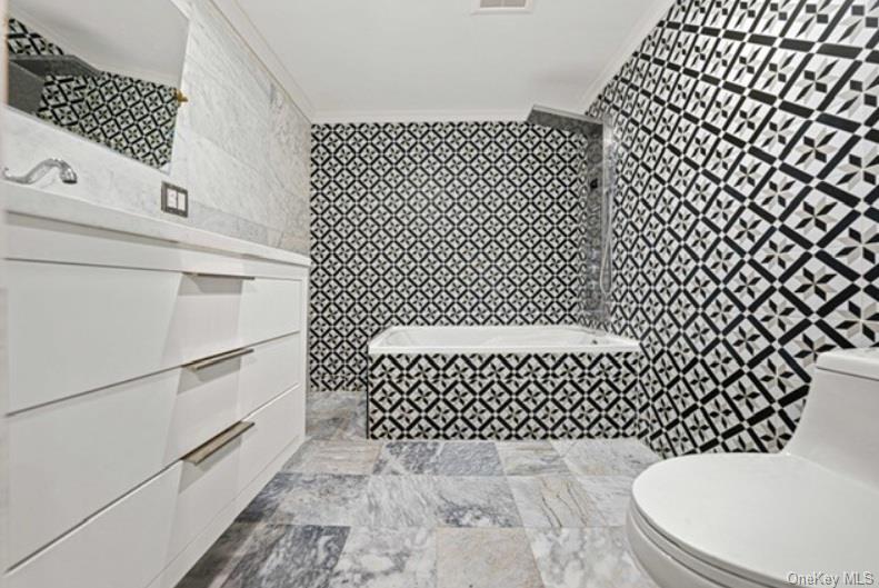 Single Family Clifton  Brooklyn, NY 11216, MLS-938797-30