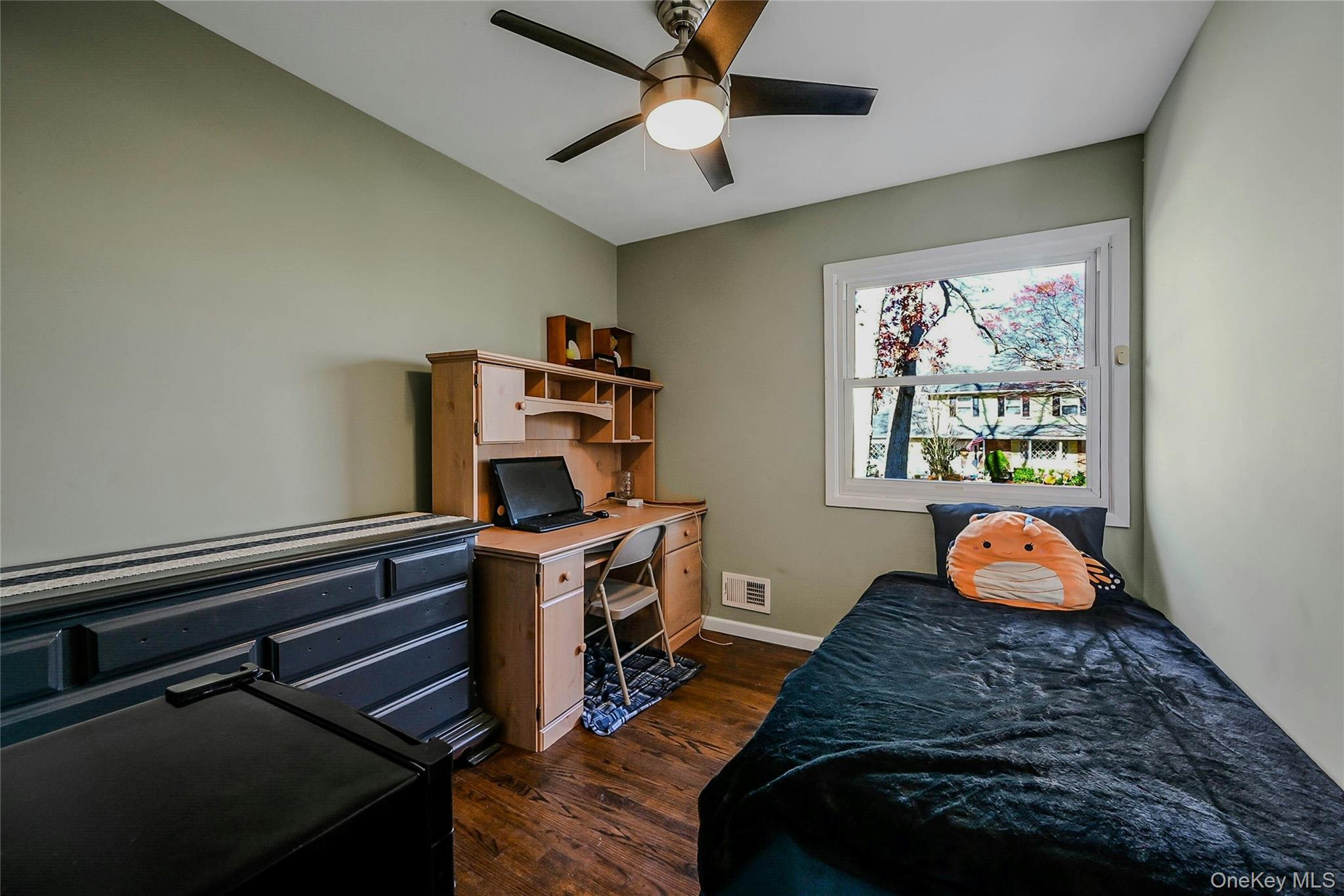 Single Family Park Suffolk County, NY 11778, MLS-938817-26