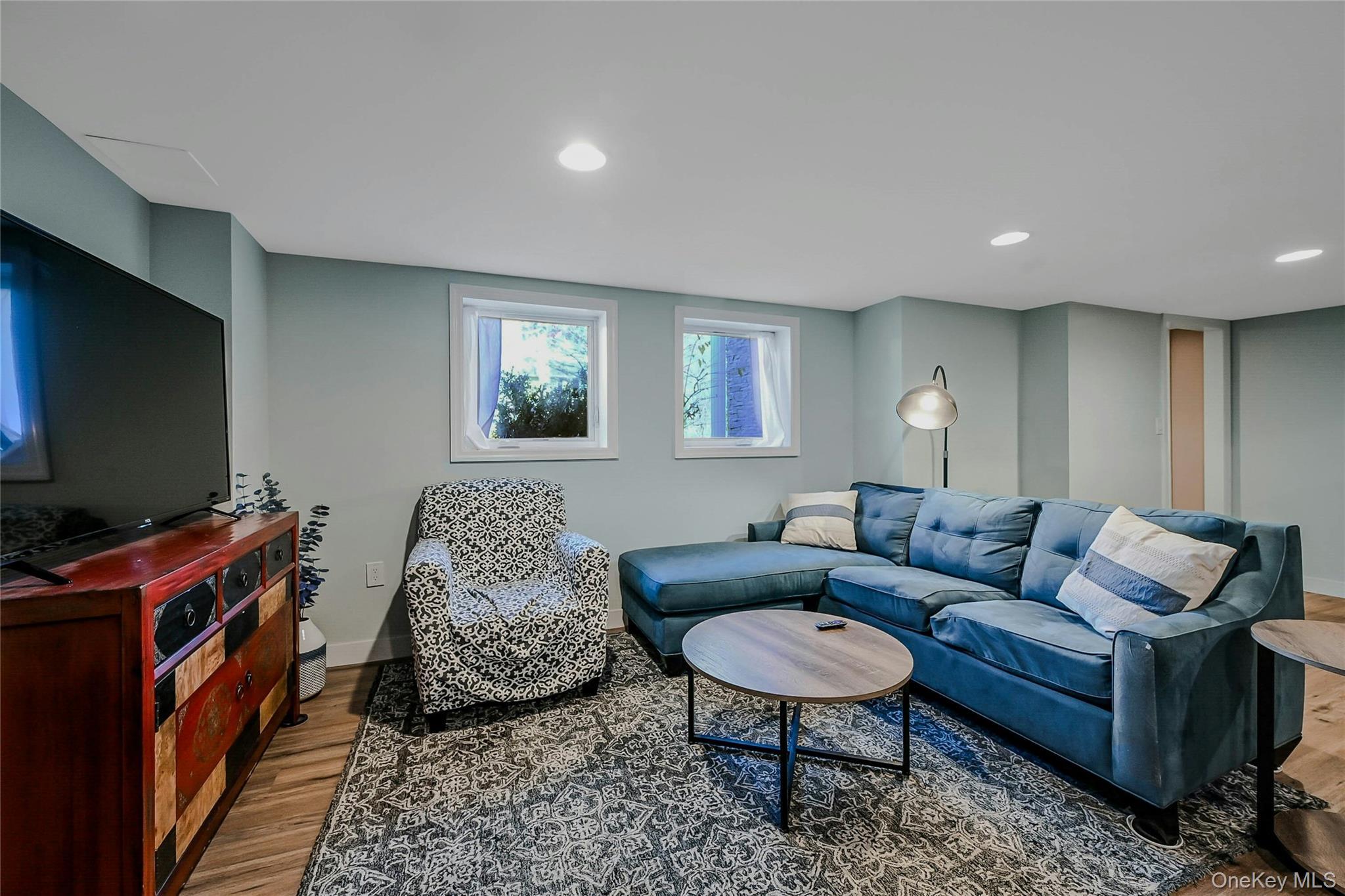 Single Family Park Suffolk County, NY 11778, MLS-938817-27