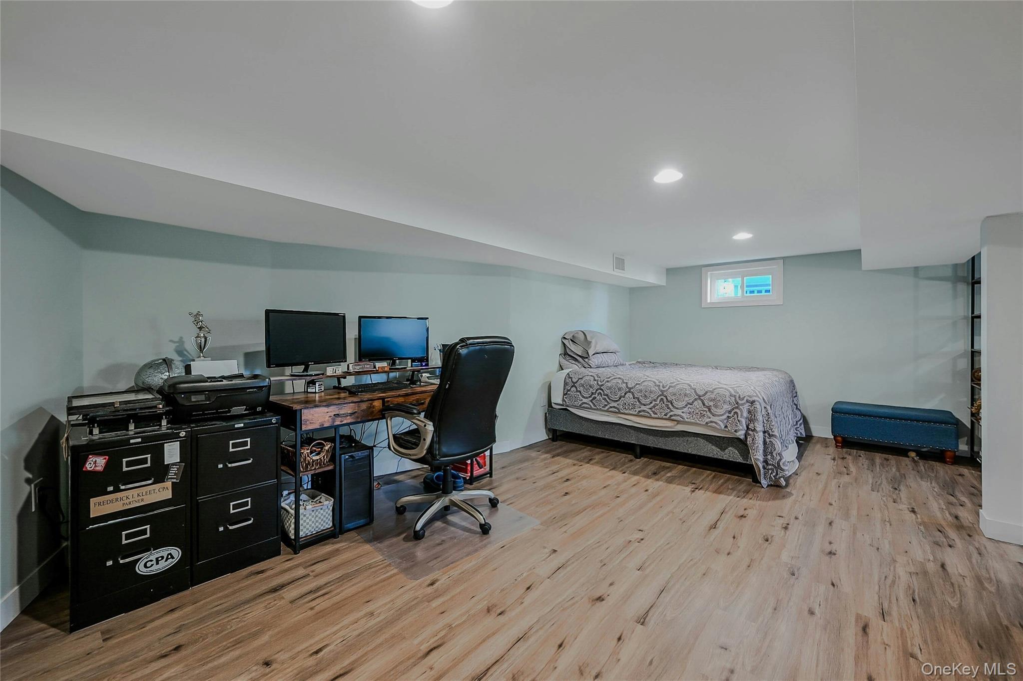 Single Family Park Suffolk County, NY 11778, MLS-938817-28