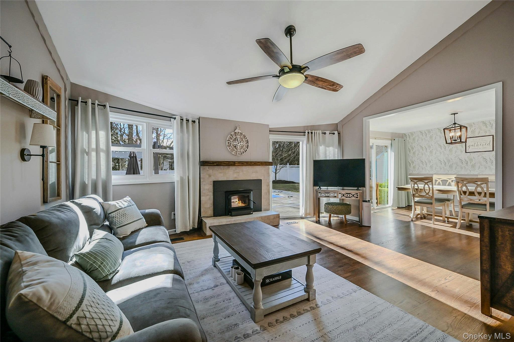 Single Family Park Suffolk County, NY 11778, MLS-938817-9