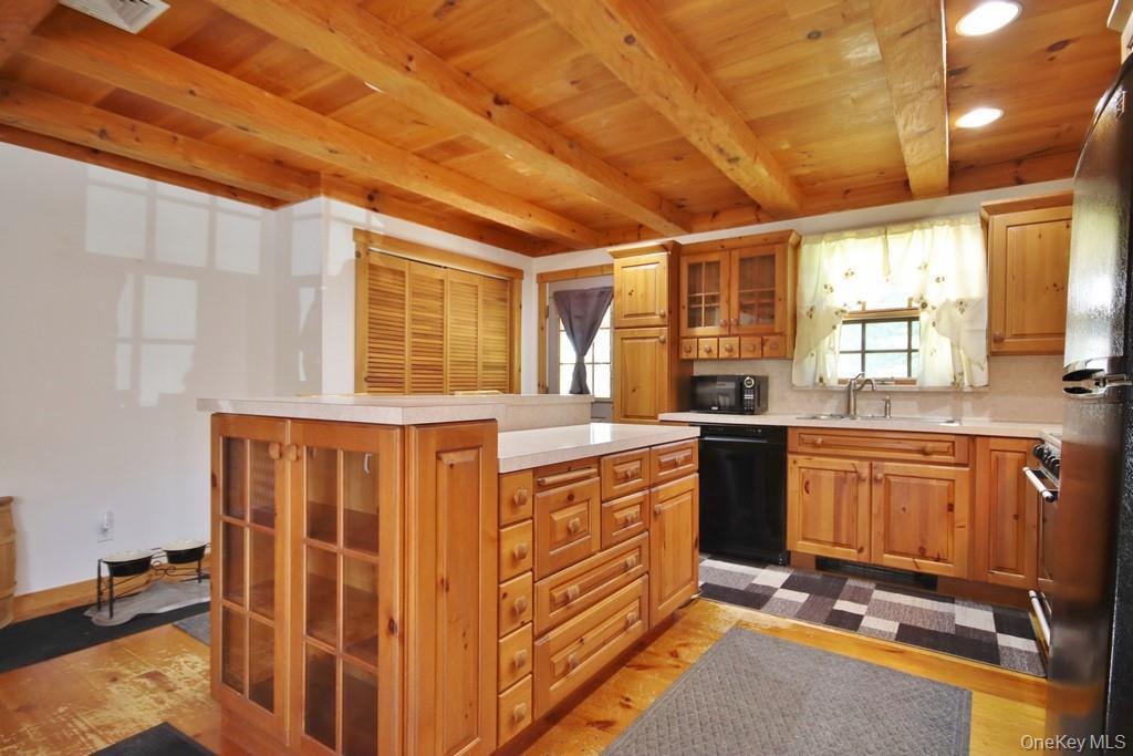 Single Family Round Hill Orange County, NY 12586, MLS-938829-10