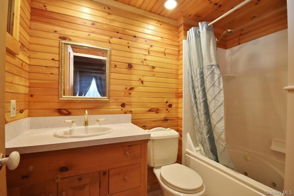 Single Family Round Hill Orange County, NY 12586, MLS-938829-17