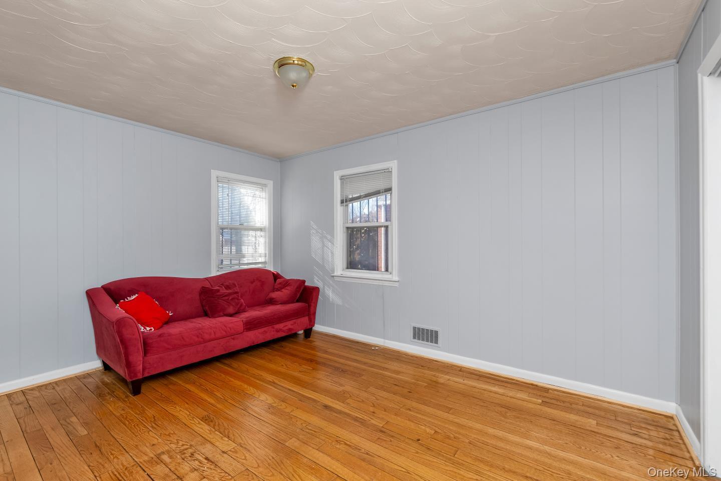 Single Family 130th Queens, NY 11413, MLS-938841-10