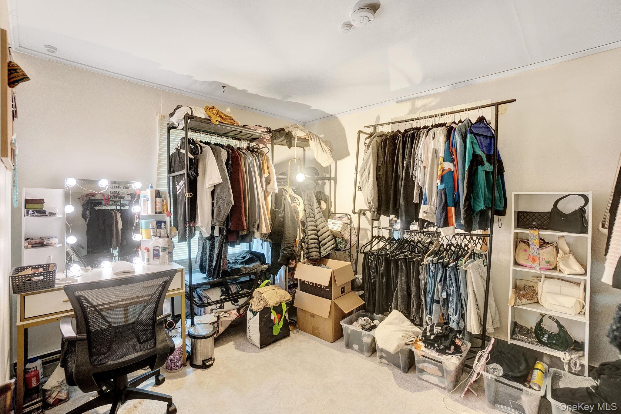 Single Family Evergreen Suffolk County, NY 11778, MLS-938859-12