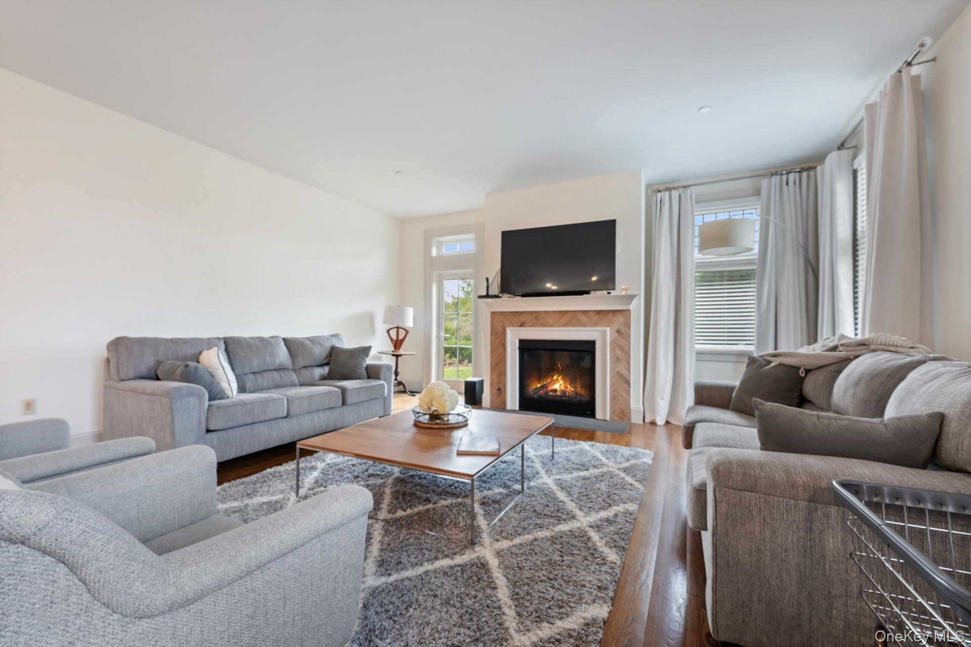 Single Family Goodridge  Bronx, NY 10471, MLS-938874-12