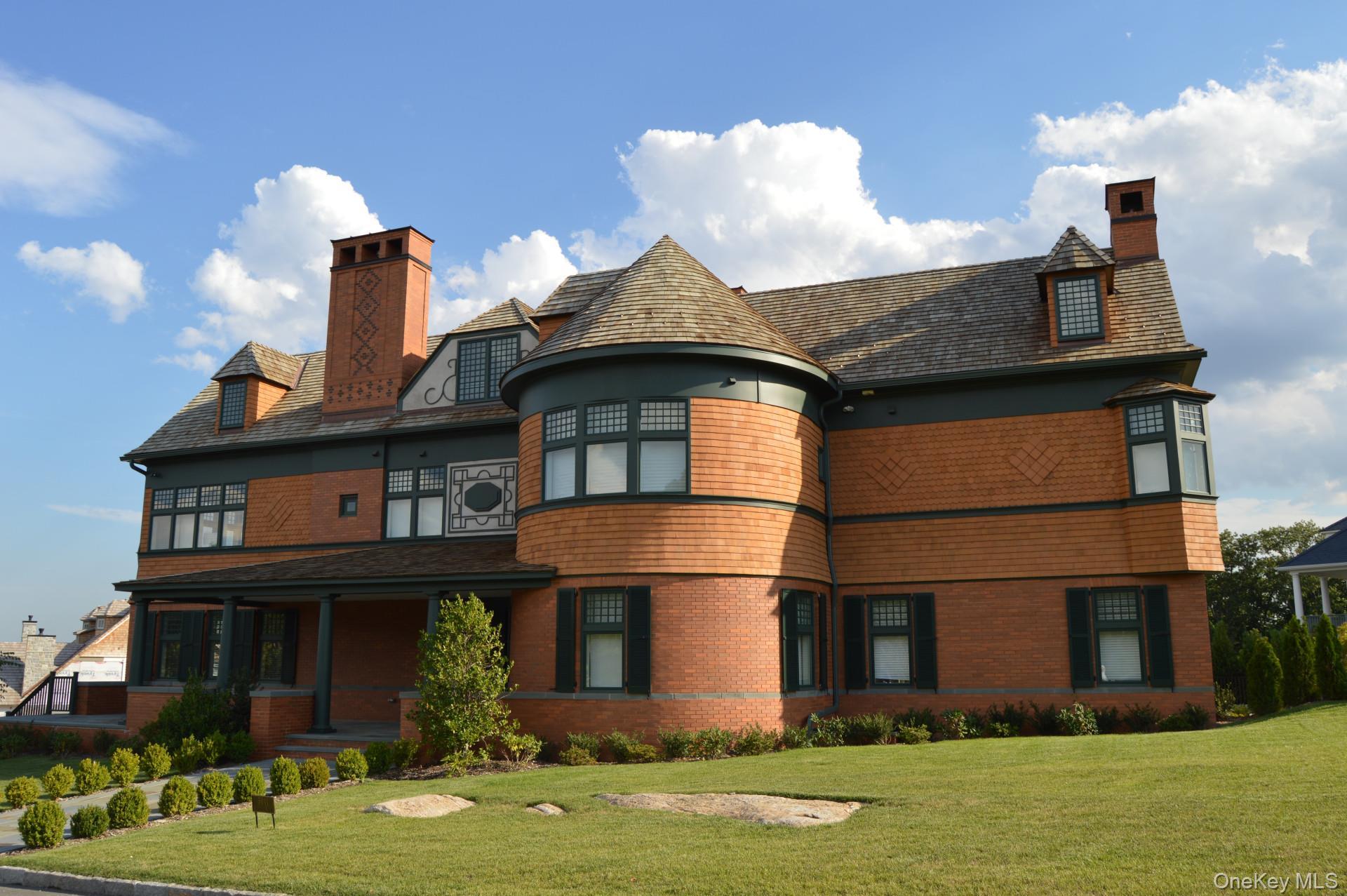 Single Family Goodridge  Bronx, NY 10471, MLS-938874-2