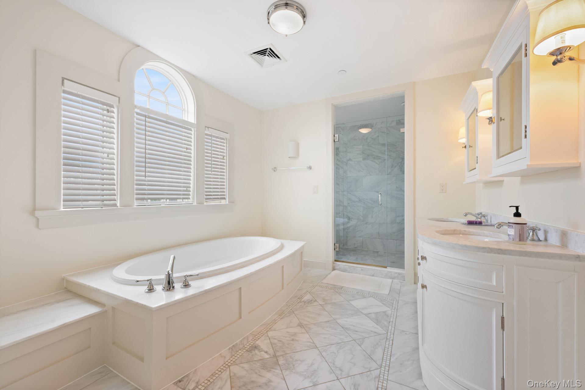 Single Family Goodridge  Bronx, NY 10471, MLS-938874-20