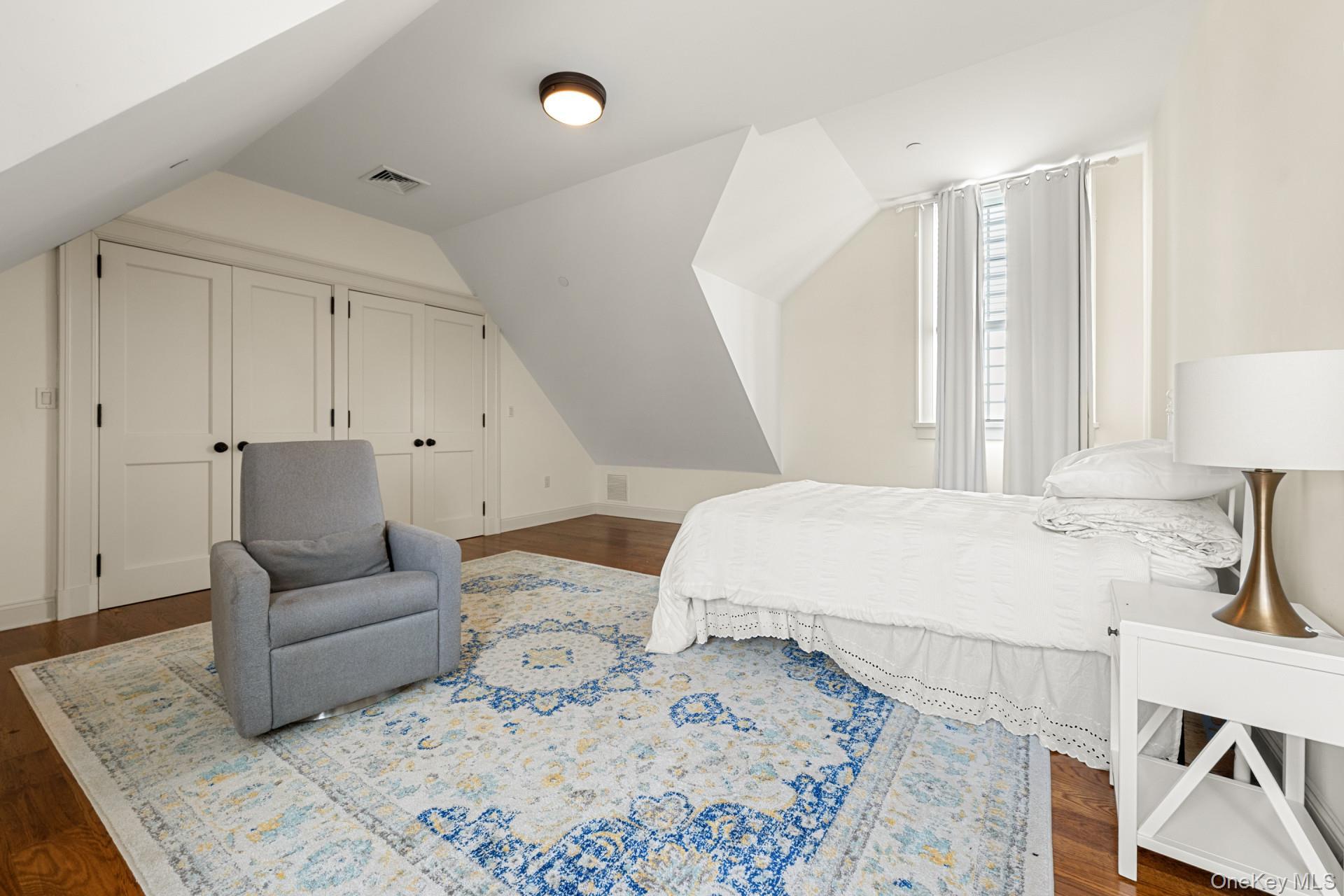 Single Family Goodridge  Bronx, NY 10471, MLS-938874-25