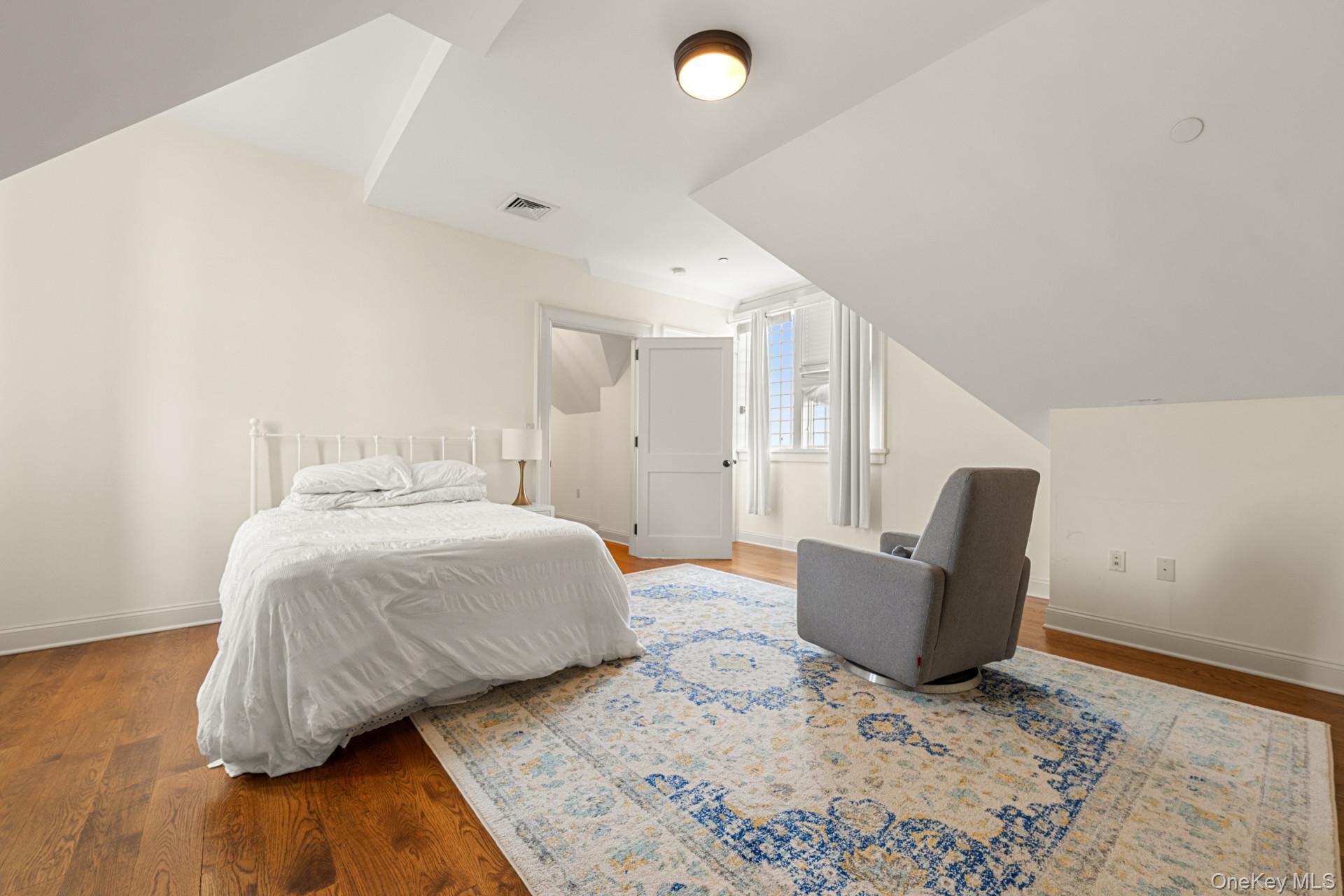 Single Family Goodridge  Bronx, NY 10471, MLS-938874-26