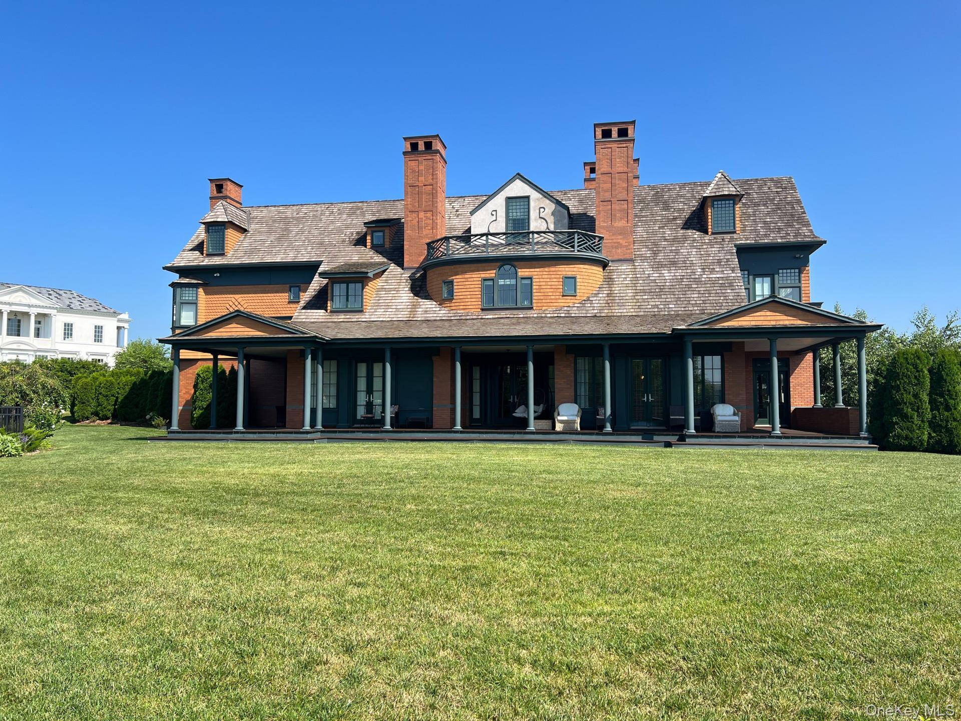 Single Family Goodridge  Bronx, NY 10471, MLS-938874-4