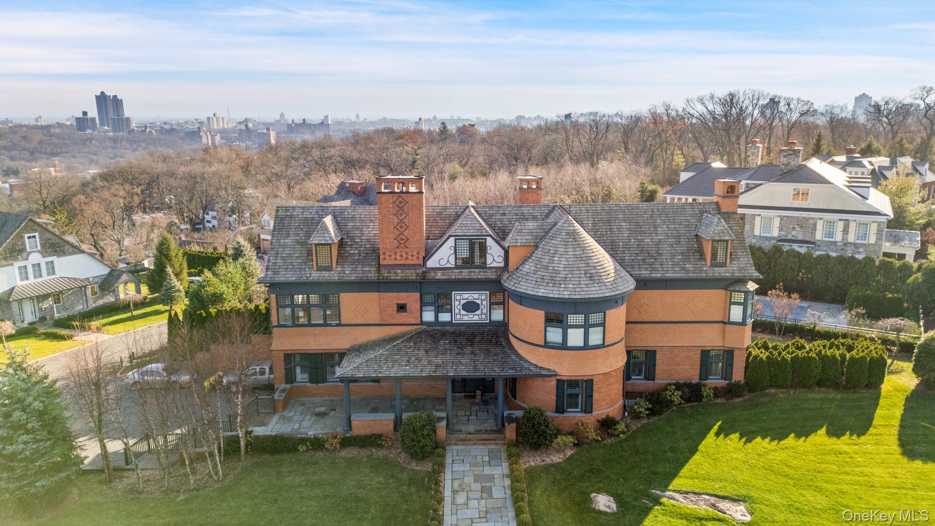 Single Family Goodridge  Bronx, NY 10471, MLS-938874-9