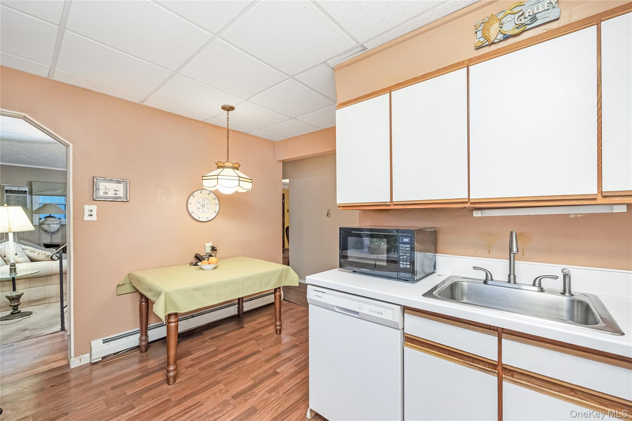 Single Family Florida Suffolk County, NY 11726, MLS-938878-11