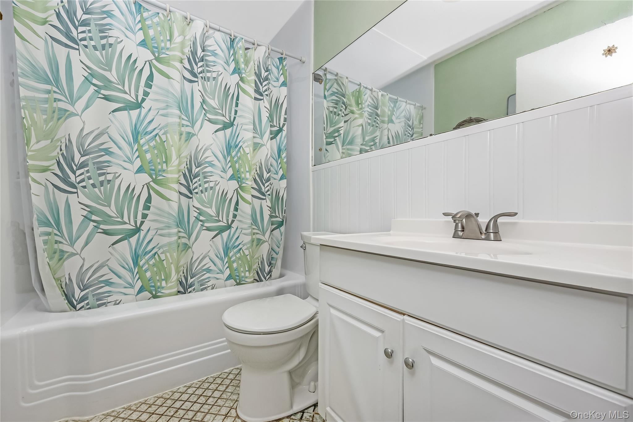 Single Family Florida Suffolk County, NY 11726, MLS-938878-13