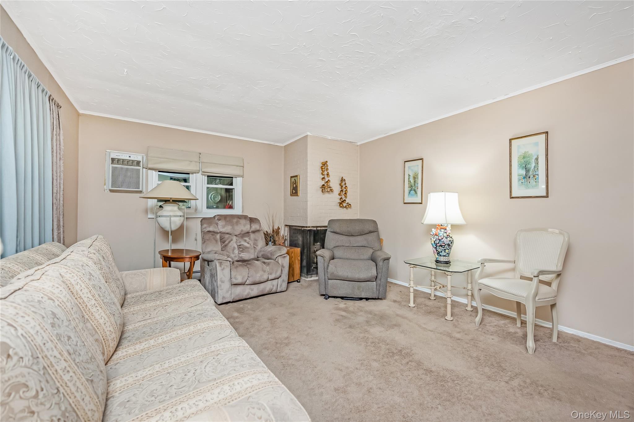 Single Family Florida Suffolk County, NY 11726, MLS-938878-7