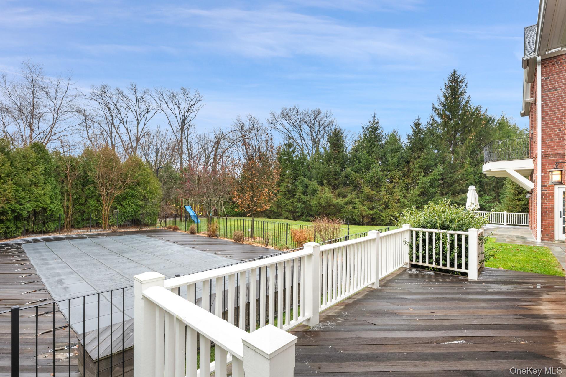 Single Family Grosvenor  Bronx, NY 10471, MLS-938886-33