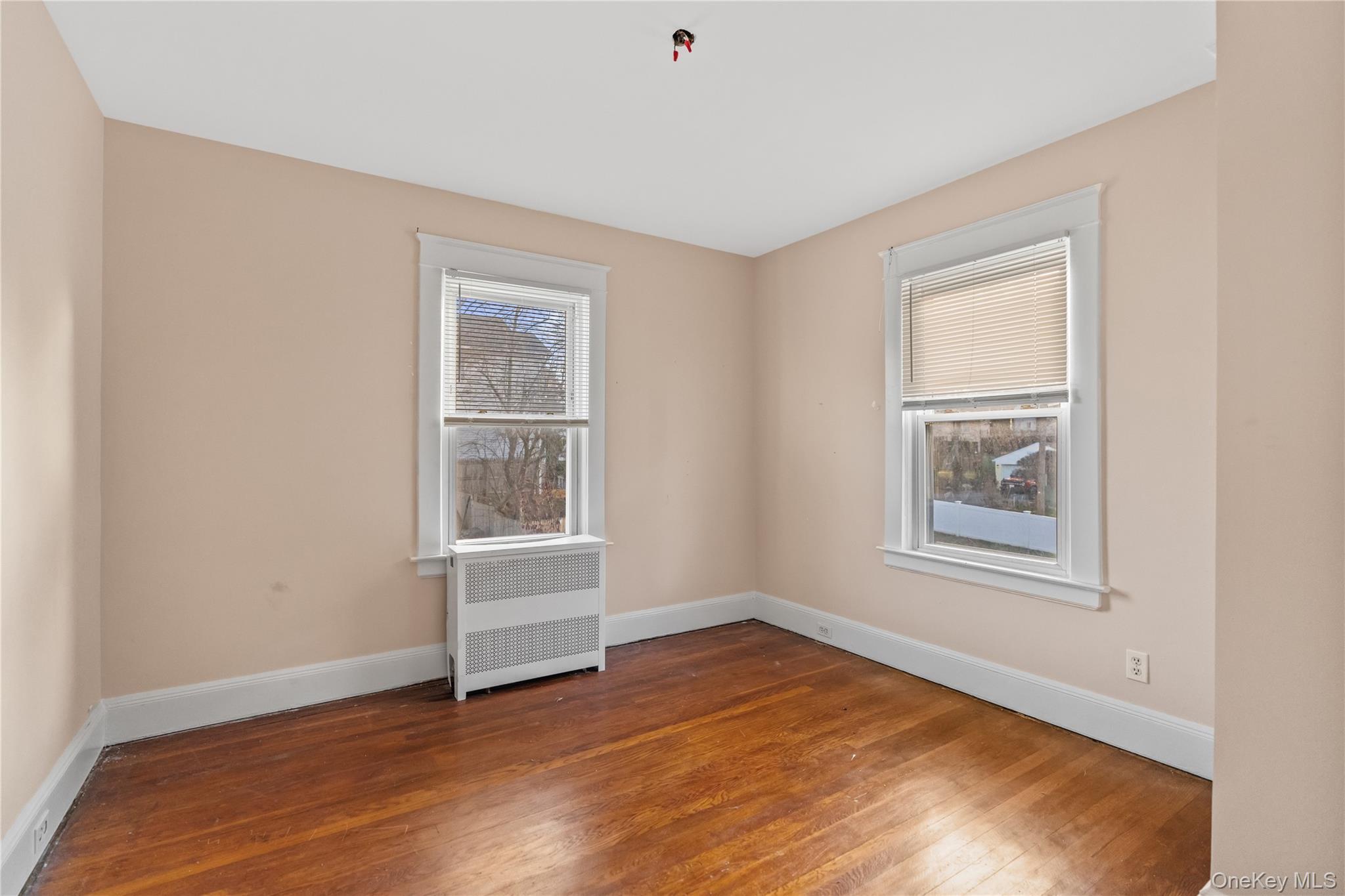 Single Family Grant Westchester County, NY 10603, MLS-938916-30