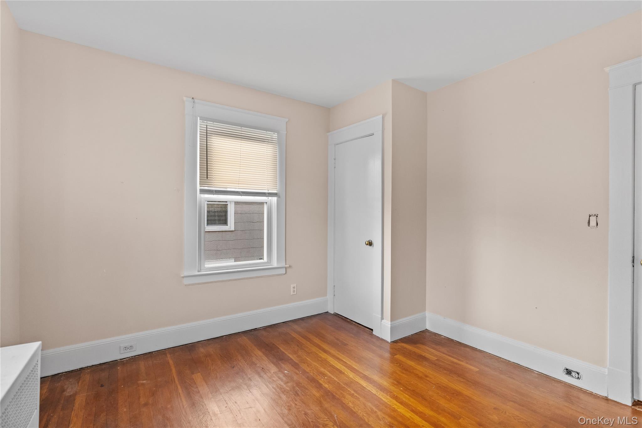 Single Family Grant Westchester County, NY 10603, MLS-938916-31