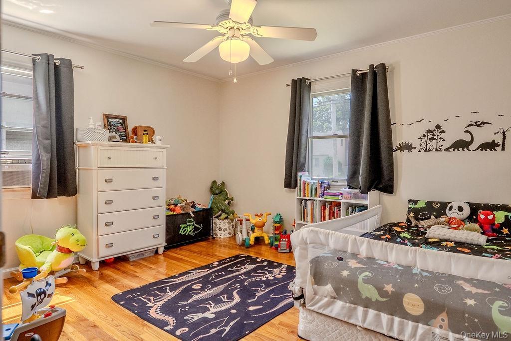 Single Family Midwood  Nassau County, NY 11735, MLS-938921-10