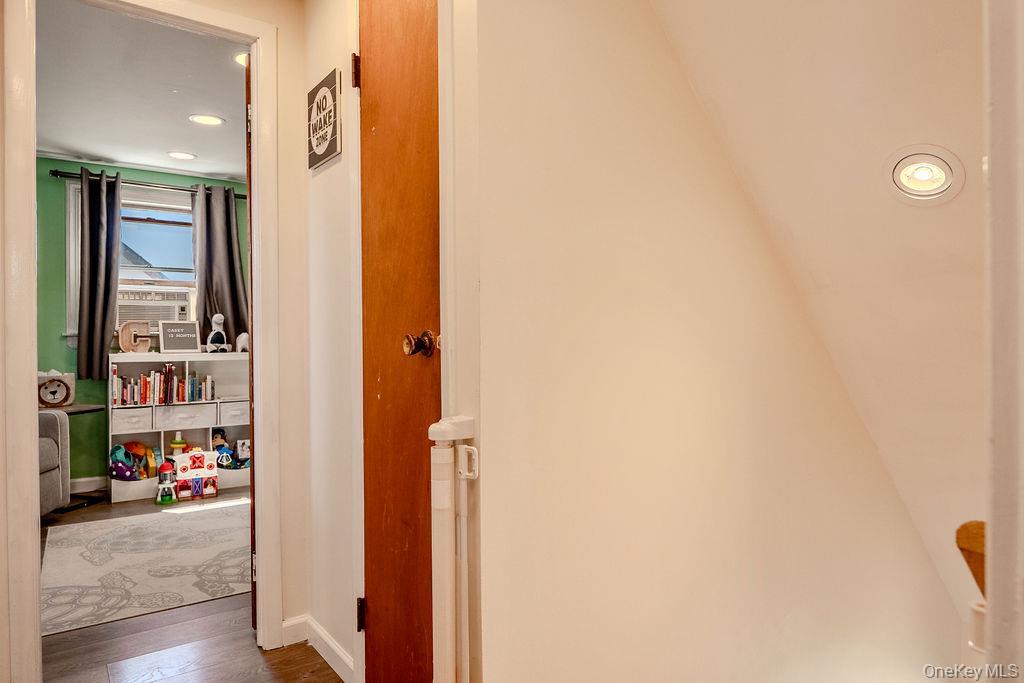 Single Family Midwood  Nassau County, NY 11735, MLS-938921-14