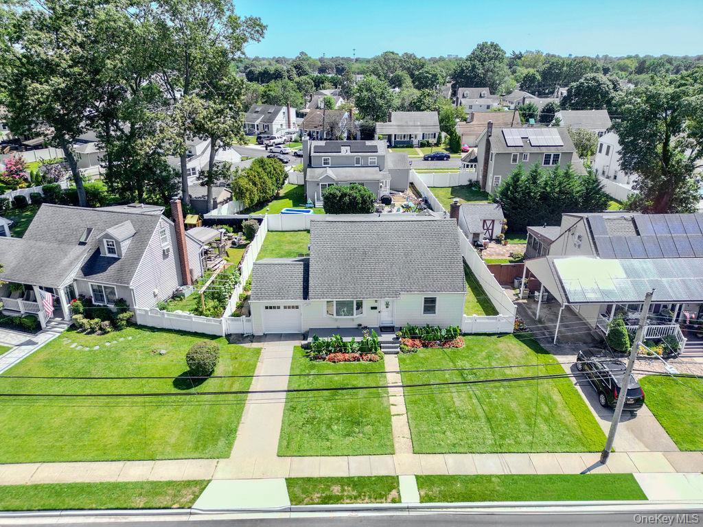 Single Family Midwood  Nassau County, NY 11735, MLS-938921-26