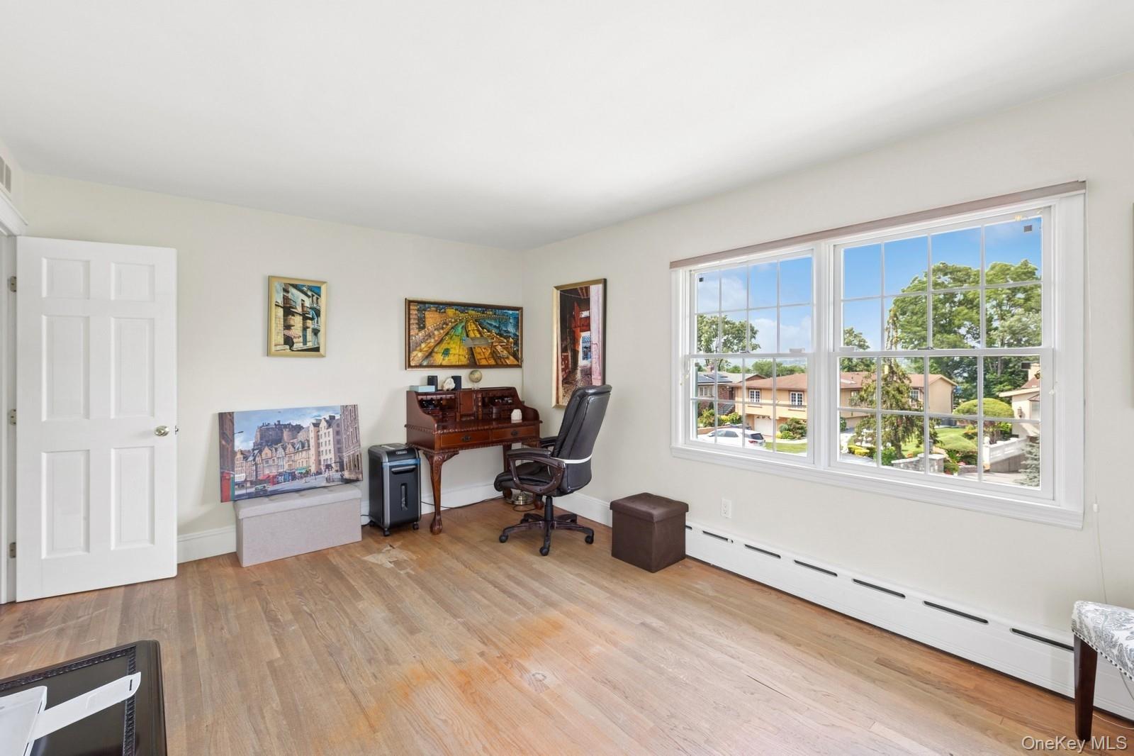 Single Family Little Neck Queens, NY 11360, MLS-938928-19