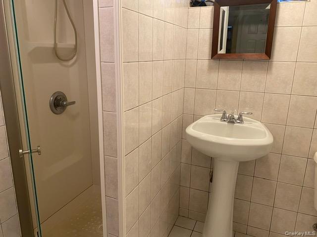 Single Family Wellington Nassau County, NY 11550, MLS-938937-18