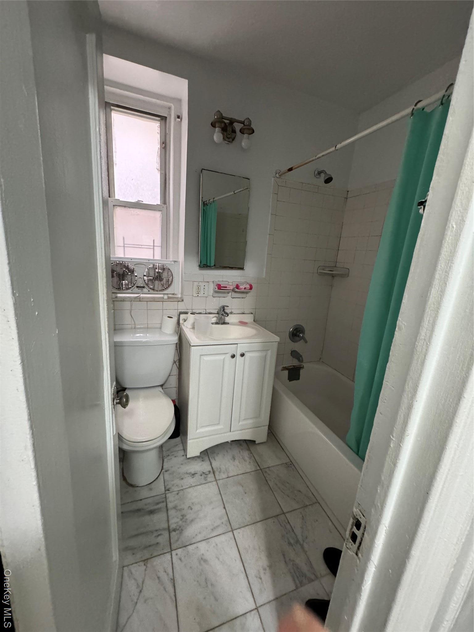 Coop Cruger  Bronx, NY 10462, MLS-938940-9