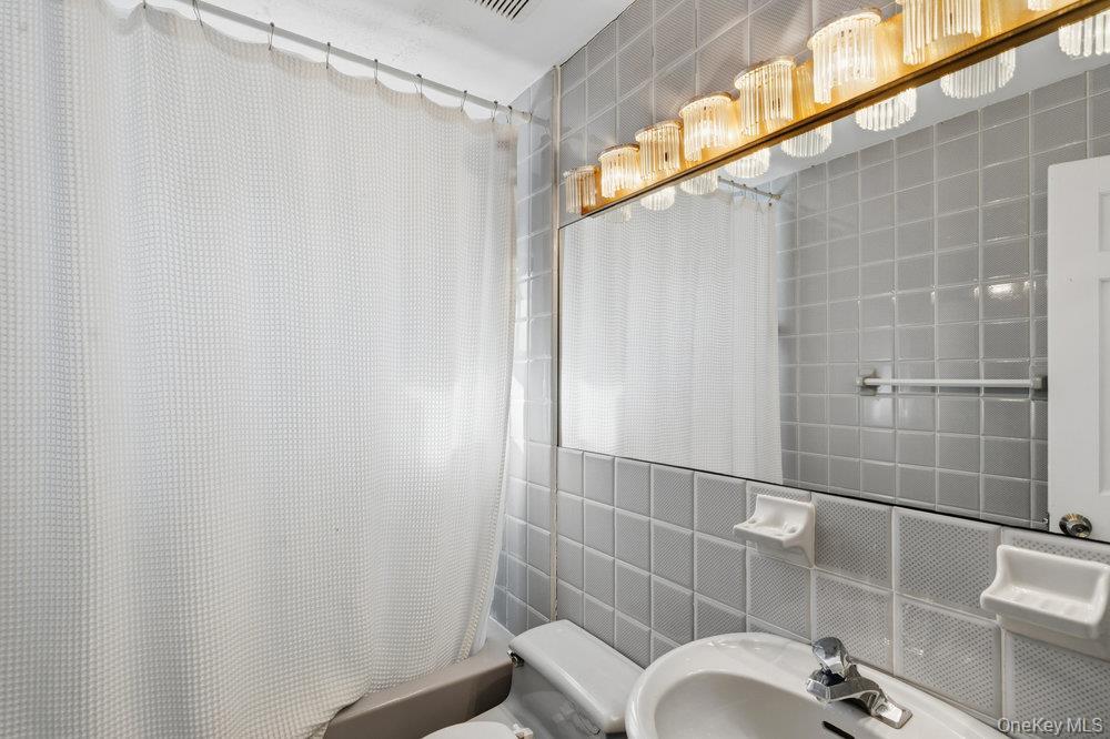 Single Family Lynch  Suffolk County, NY 11746, MLS-938958-22