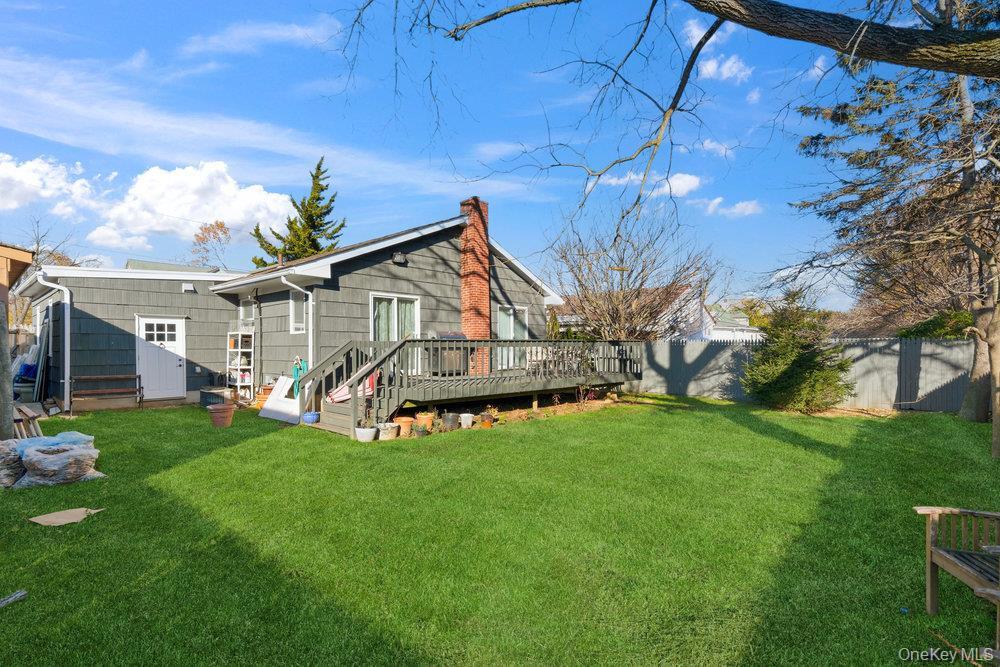 Single Family Lynch  Suffolk County, NY 11746, MLS-938958-29