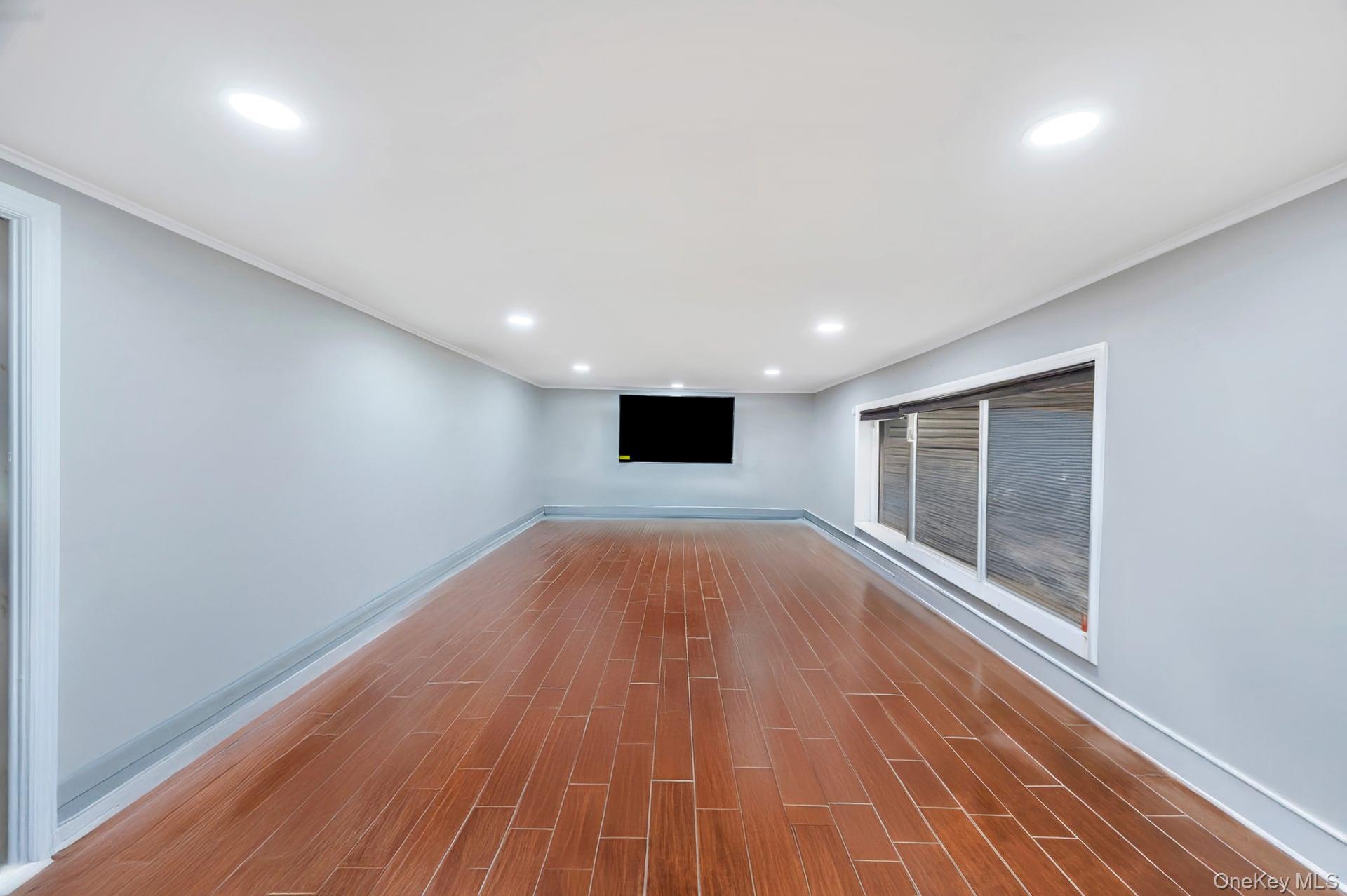 Single Family Howard  Nassau County, NY 11520, MLS-938985-22