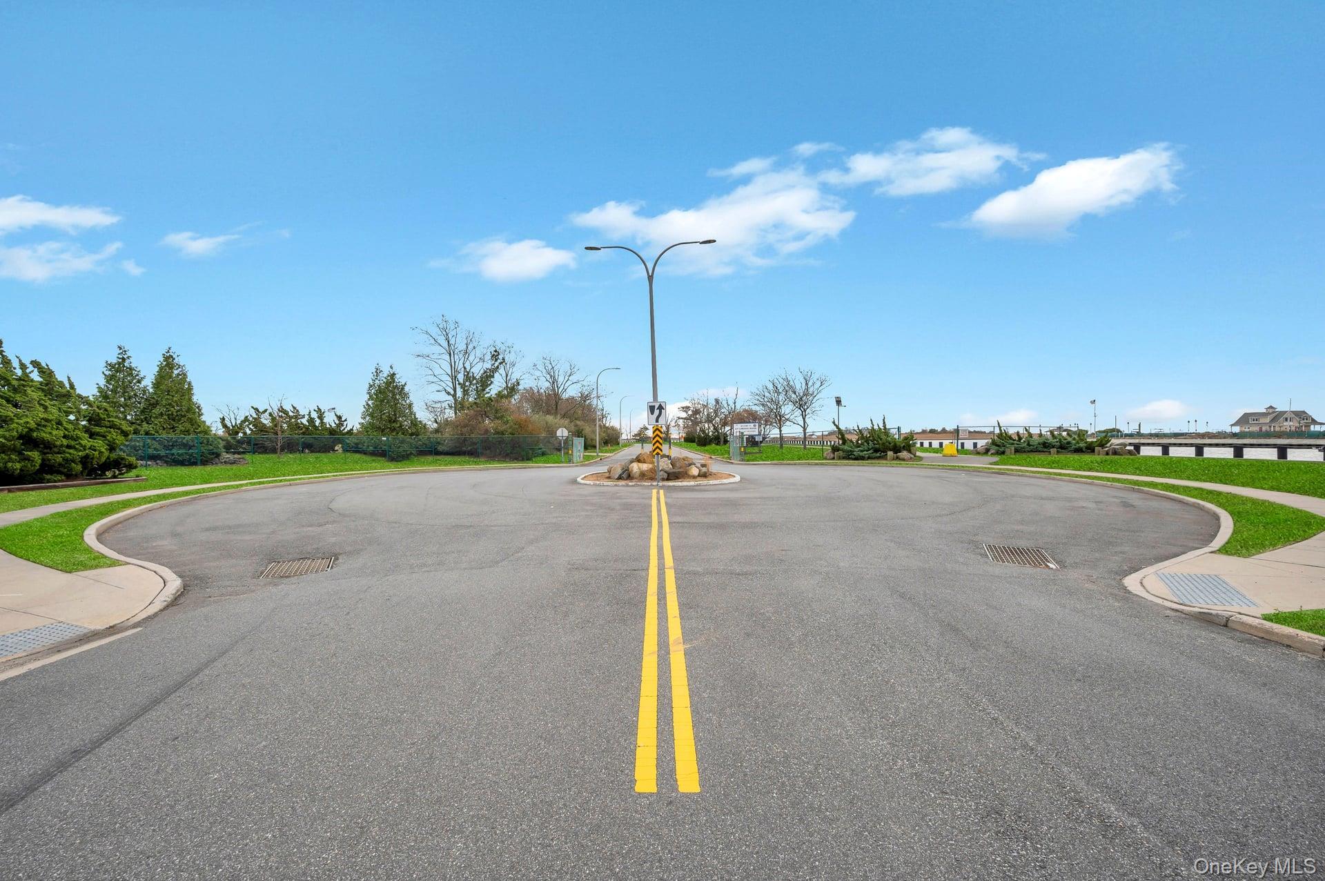 Single Family Howard  Nassau County, NY 11520, MLS-938985-33